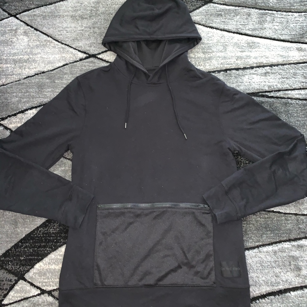 🛍 2/$20 On The Byas Lightweight Hoodie